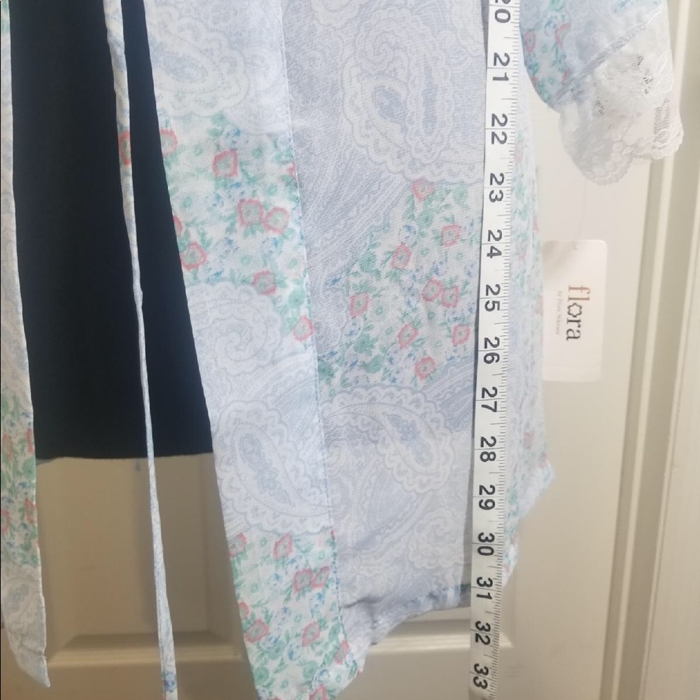Flora by Flora Nikrooz Robe - Size S/M - Picture 3 of 3